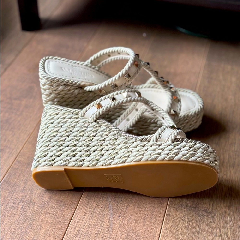 Valentino Garavani Women's Rockstud Espadrille Wedge Sandals - Picture 2 of 3